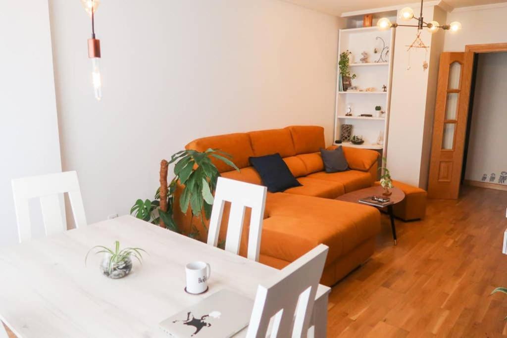 Ferienwohnung Housingleon- Casa Oliva Con Garaje Exterior foto